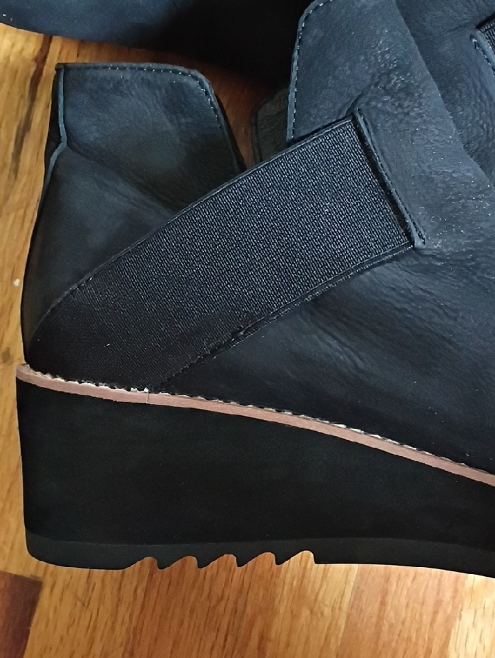 Eileen Fisher Black Leather Sude Wedge Booties Size 9 - Picture 5 of 9